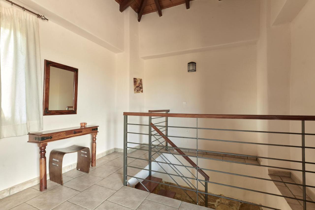 Mouri Villa Mourion  Exteriör bild