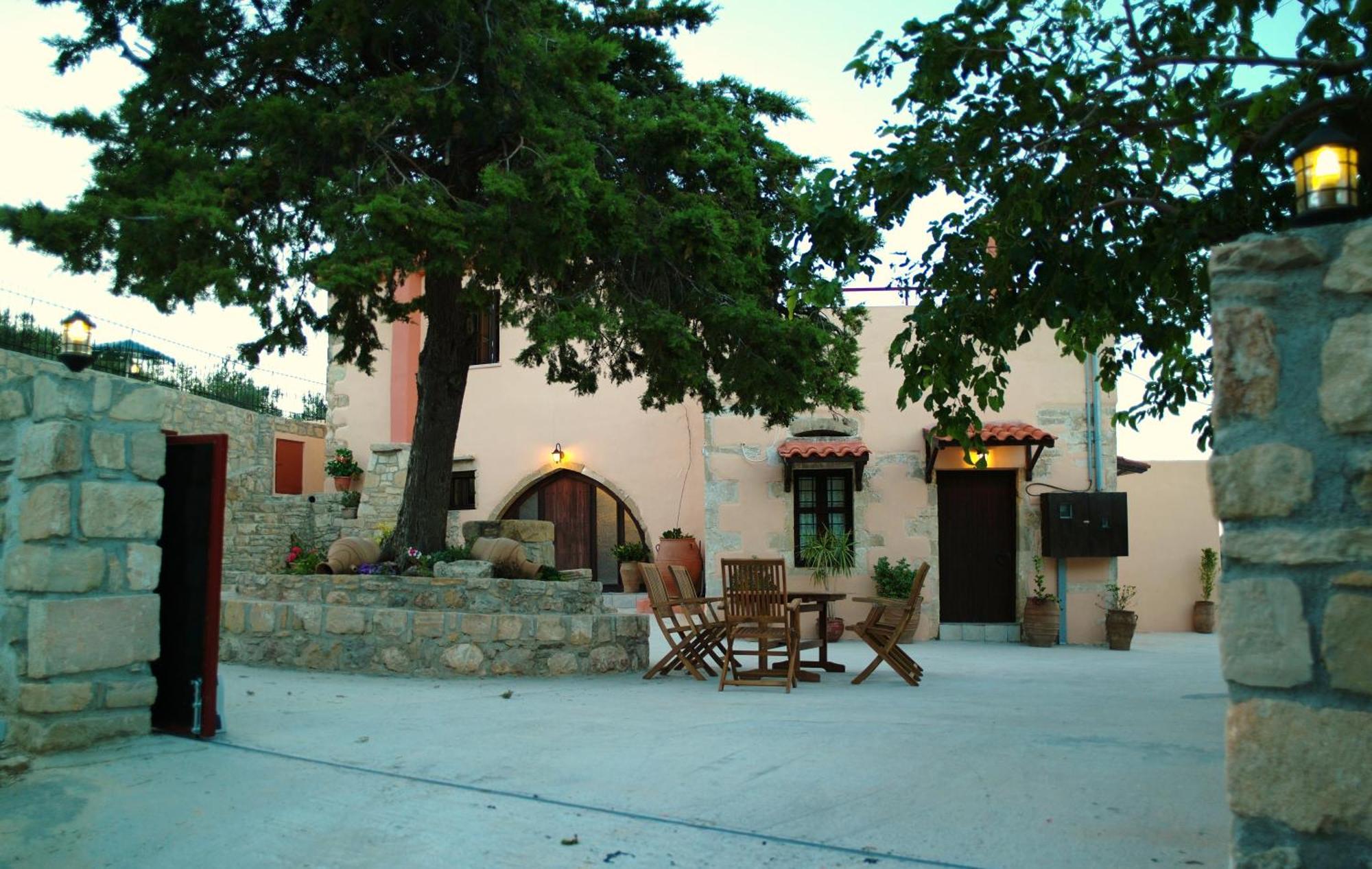 Mouri Villa Mourion  Exteriör bild