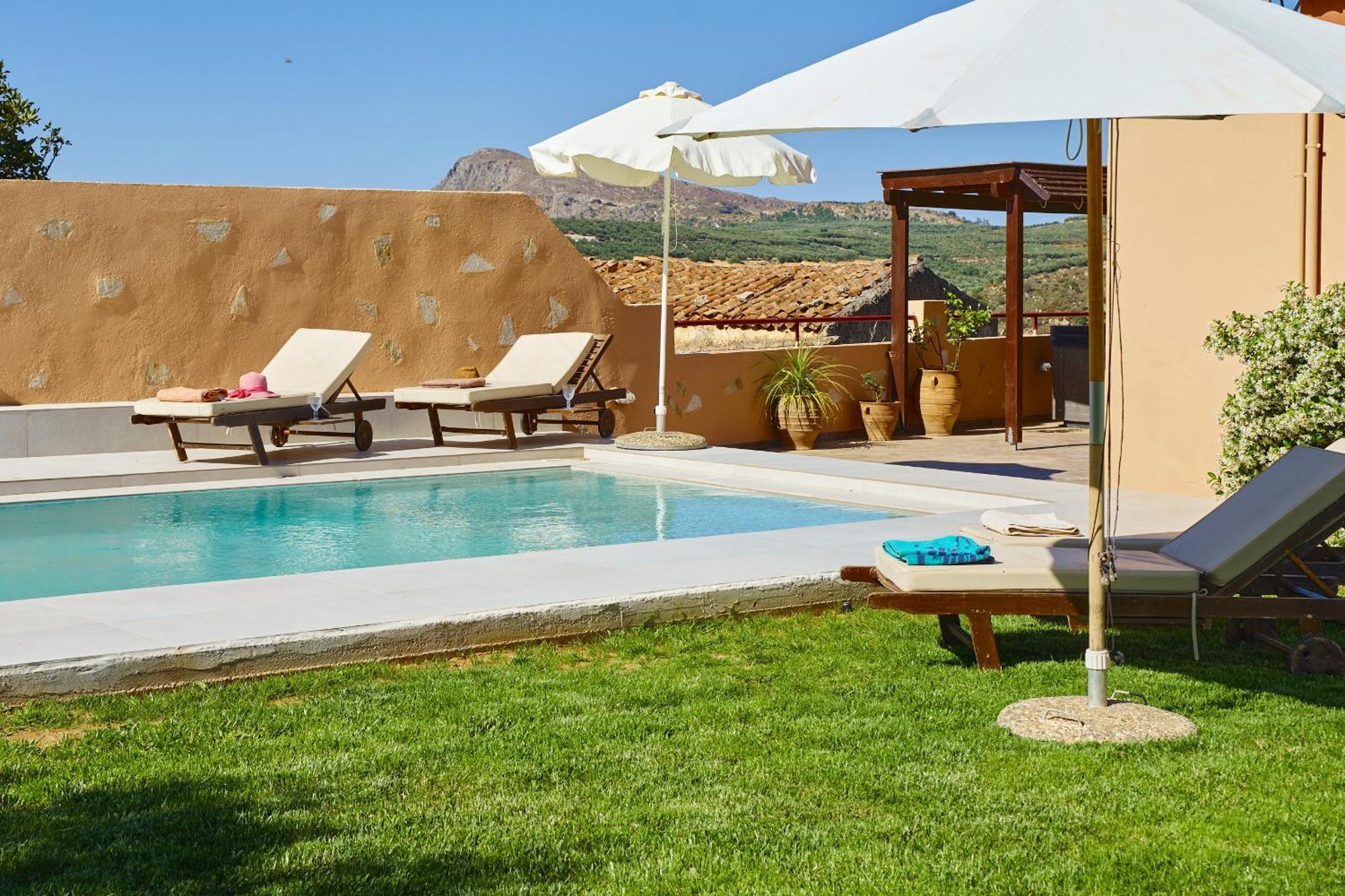 Mouri Villa Mourion  Exteriör bild