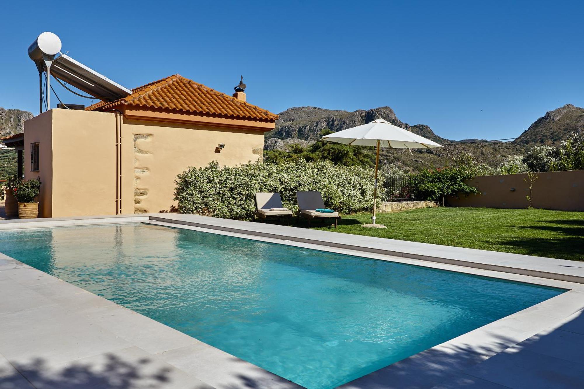 Mouri Villa Mourion  Exteriör bild
